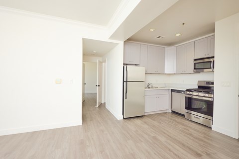 Floor plan for 3 beds, 2 baths, 1050 sqft